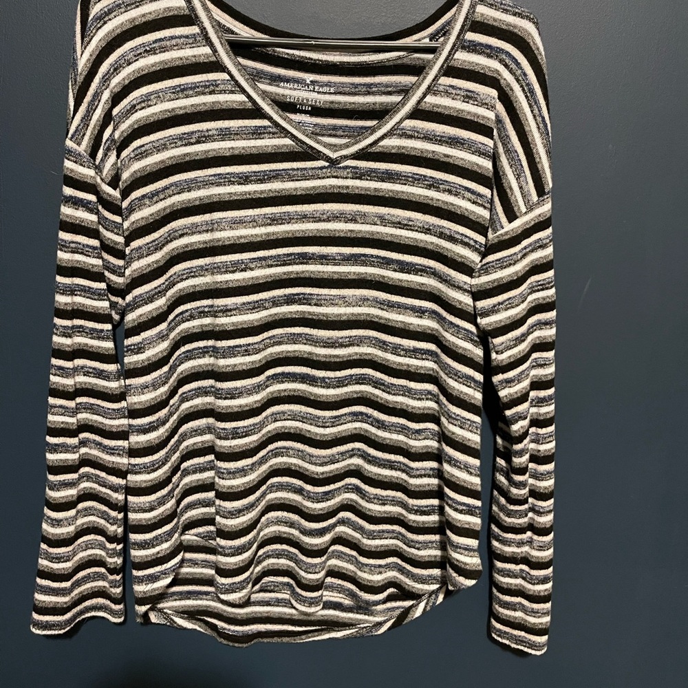 American eagle long sleeve